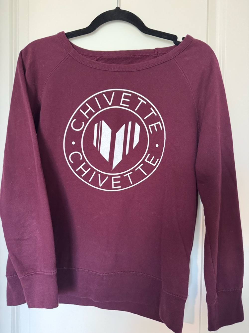 CHIVETTE Women's Crewneck Sweatshirt - Maroon